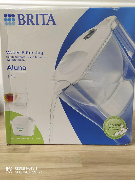 BRITA Aluna Water Filter Jug White 2.4L BRIYA MAXTRA PRO 4 cartridge indicator