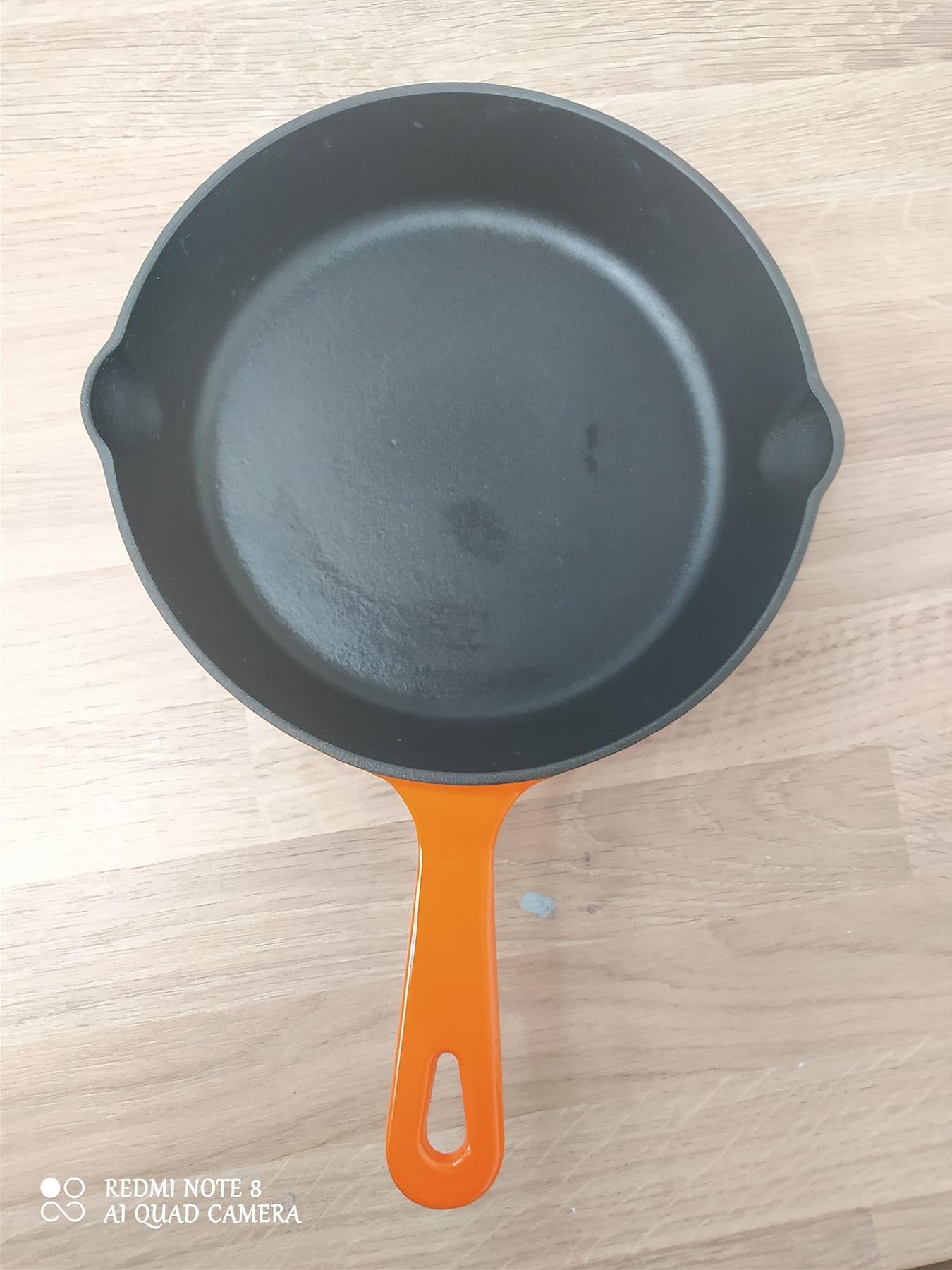 Habitat 19.5cm Cast Iron Frying Pan Skillet Roast kitchen Oven cookware enamel