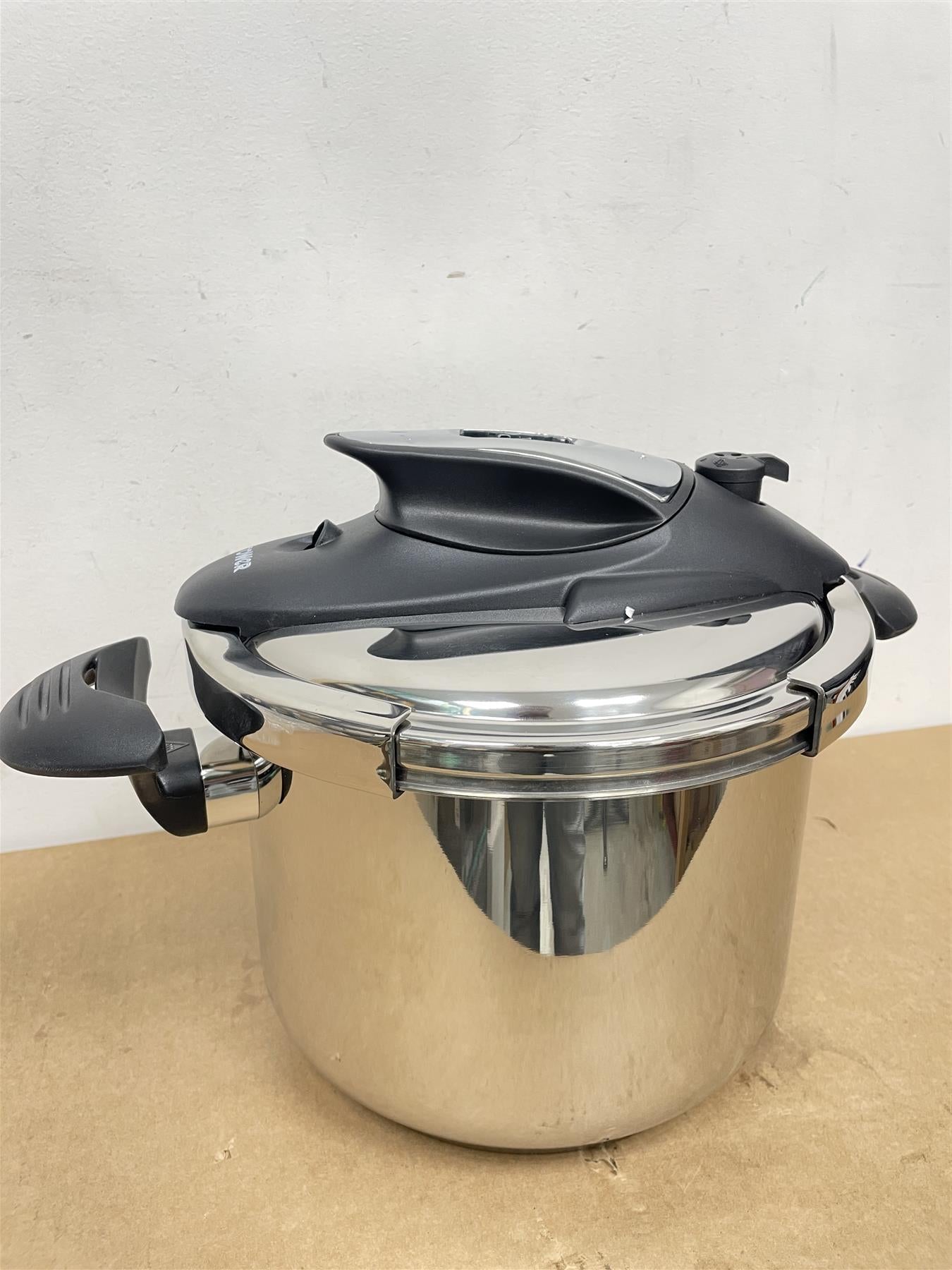 Tower One-Touch Ultima 4L Stainless Steel Pressure Cooker