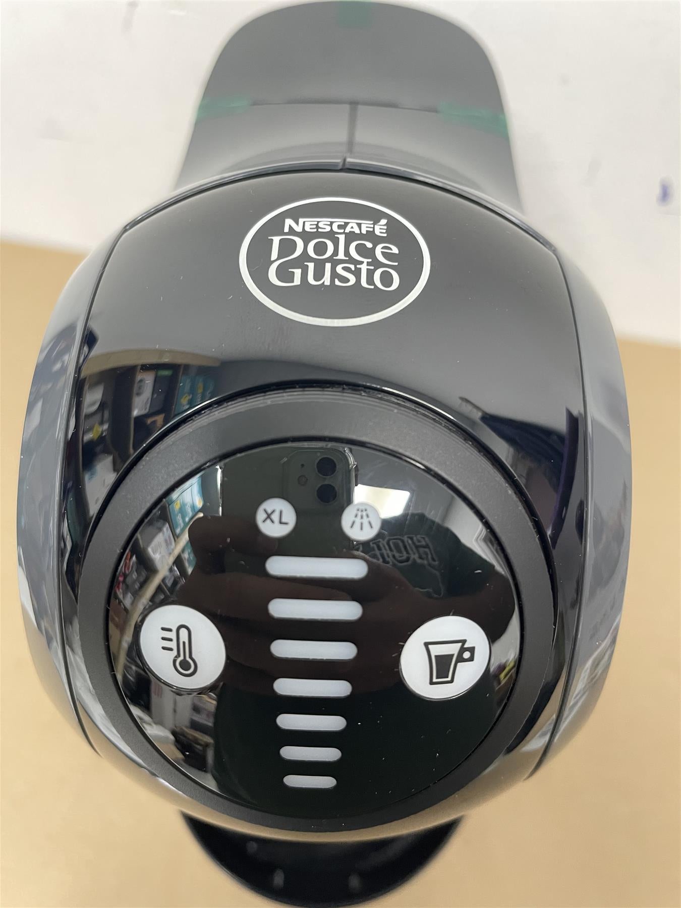 Nescafe Dolce Gusto Genio S Touch Pod Coffee Machine Auto shut-off