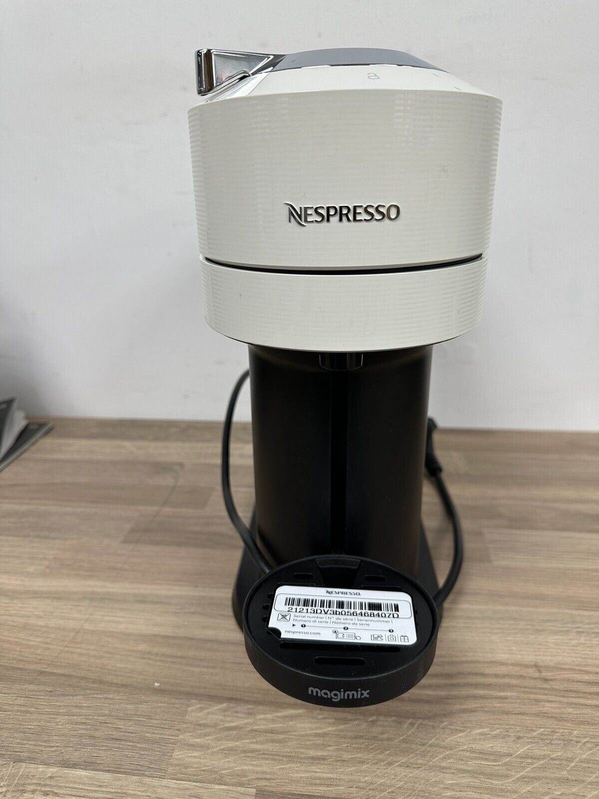 Magimix Nespresso Vertuo NEXT Pod Coffee Machine Bundle aeroccino milk frother