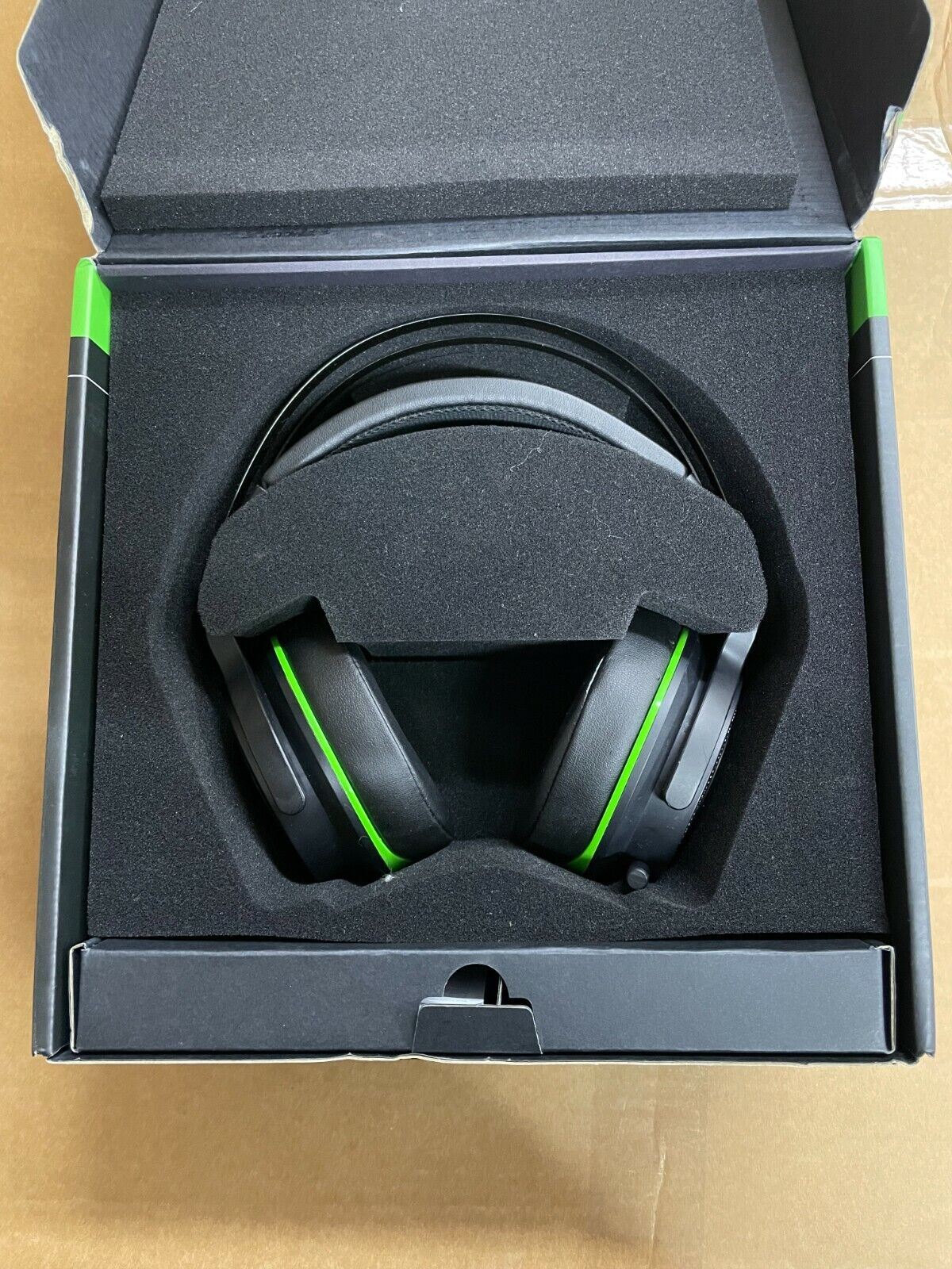 Razer Thresher Wireless Gaming Headset for Xbox One - Black