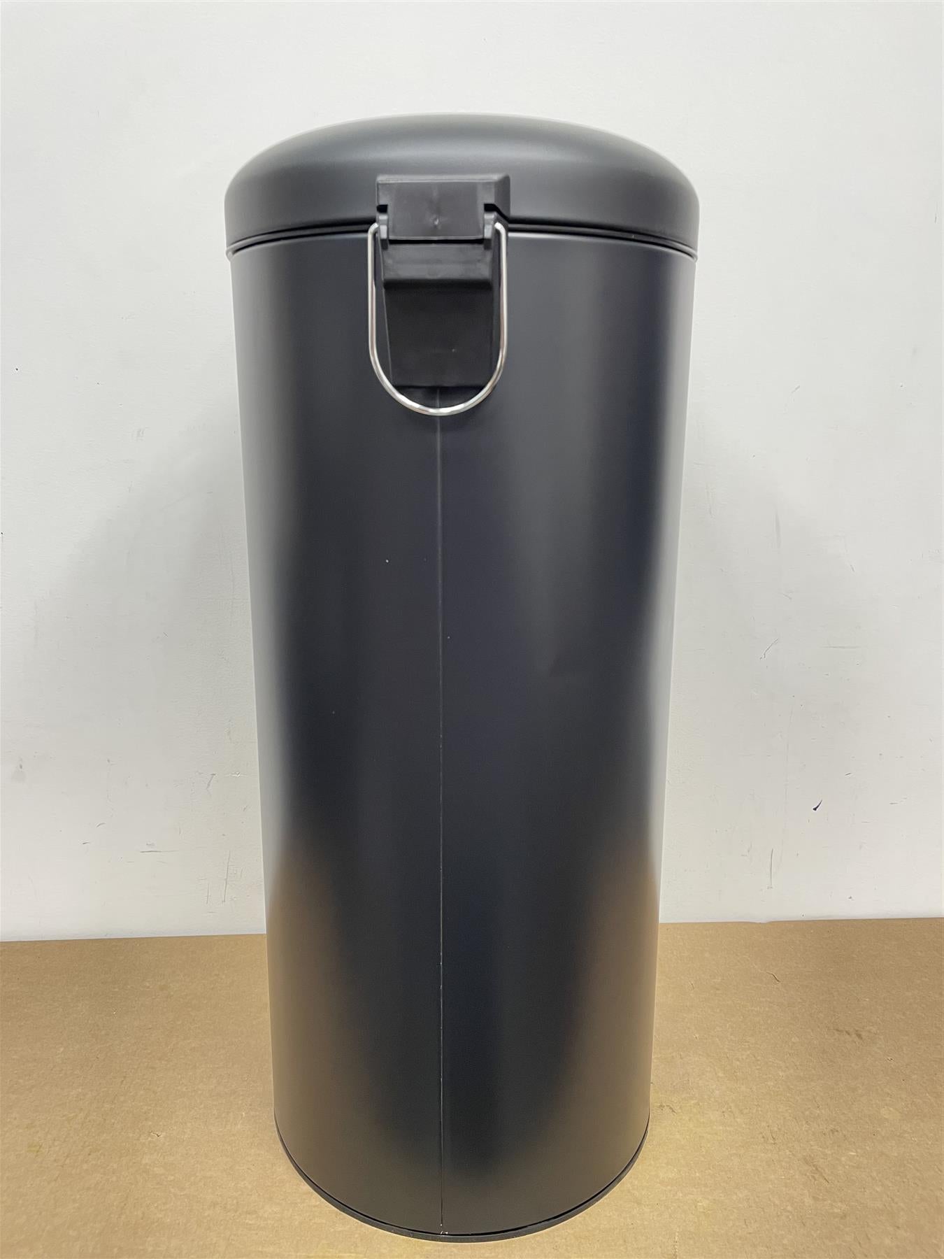 Habitat 30Litre Kitchen Foot Pedal Recycling Bin Removeable Inner Bucket- Black