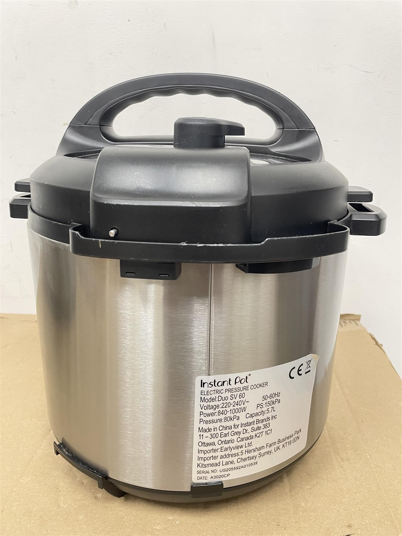 Instant Pot Electric pressure cooker 5.7L duo SV 60