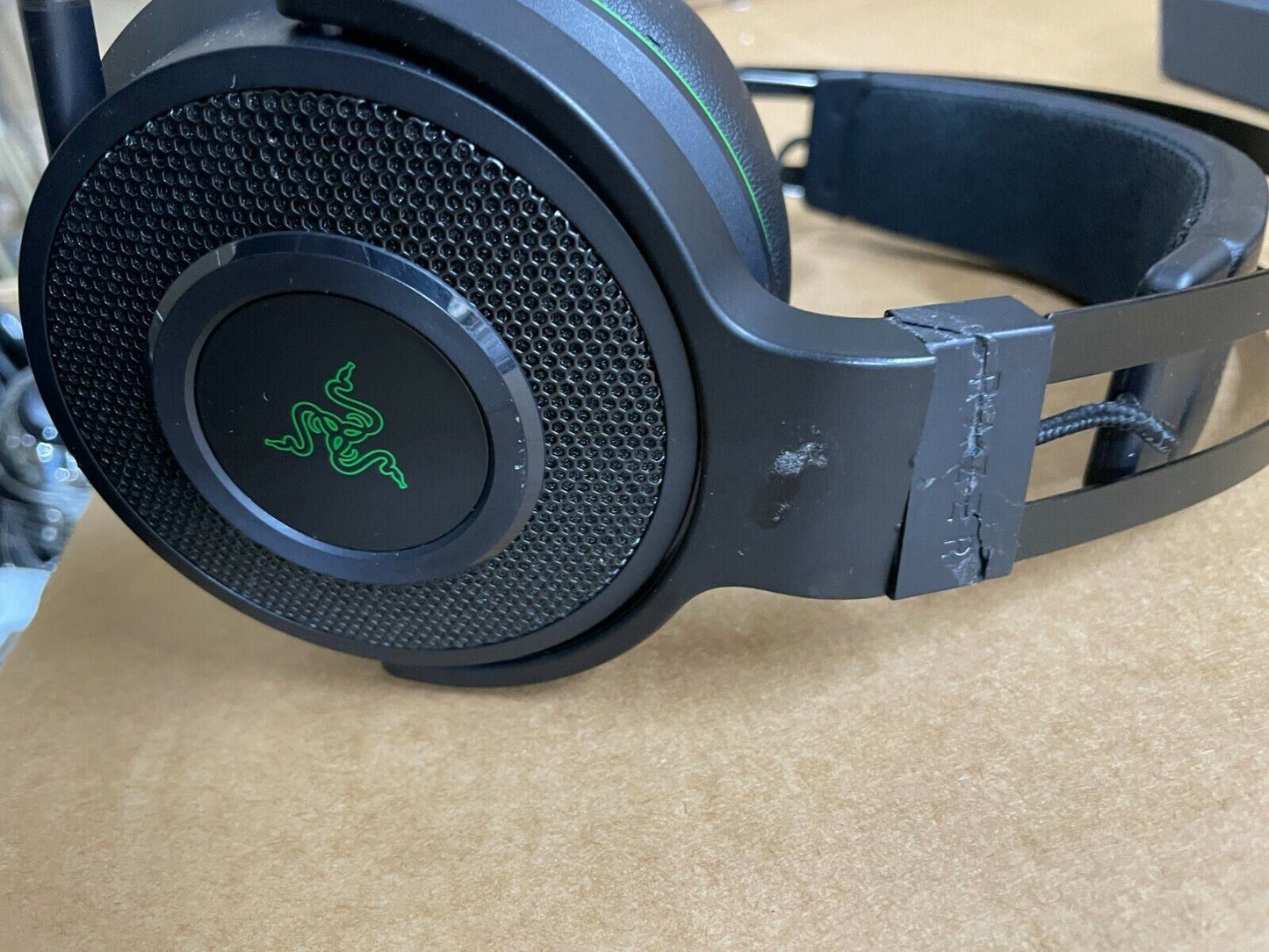 Razer Thresher Wireless Gaming Headset for Xbox One - Black