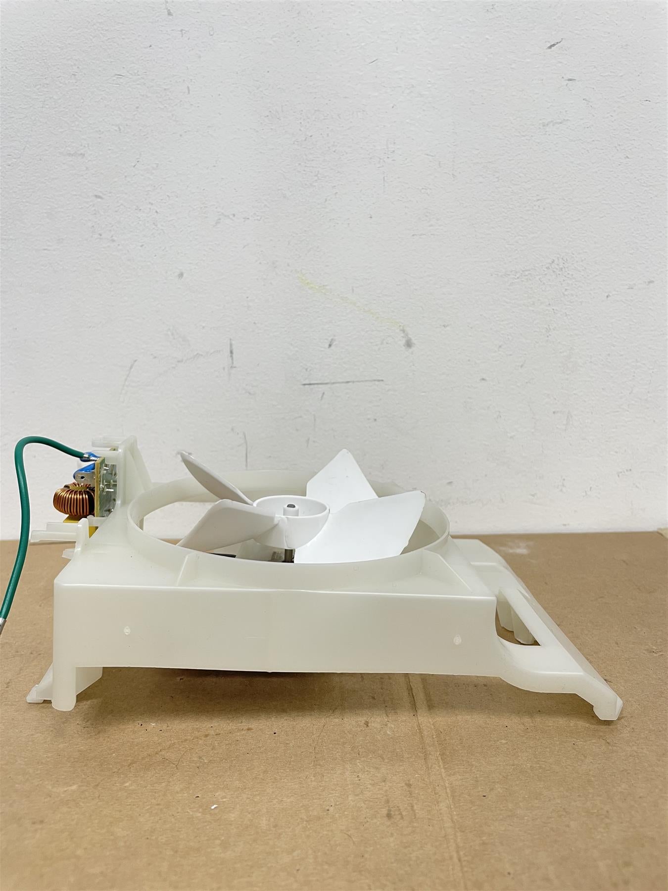 Microwave Oven Replacement Fan Motor SP-310E CL:130 220-240VAC ~ 50Hz