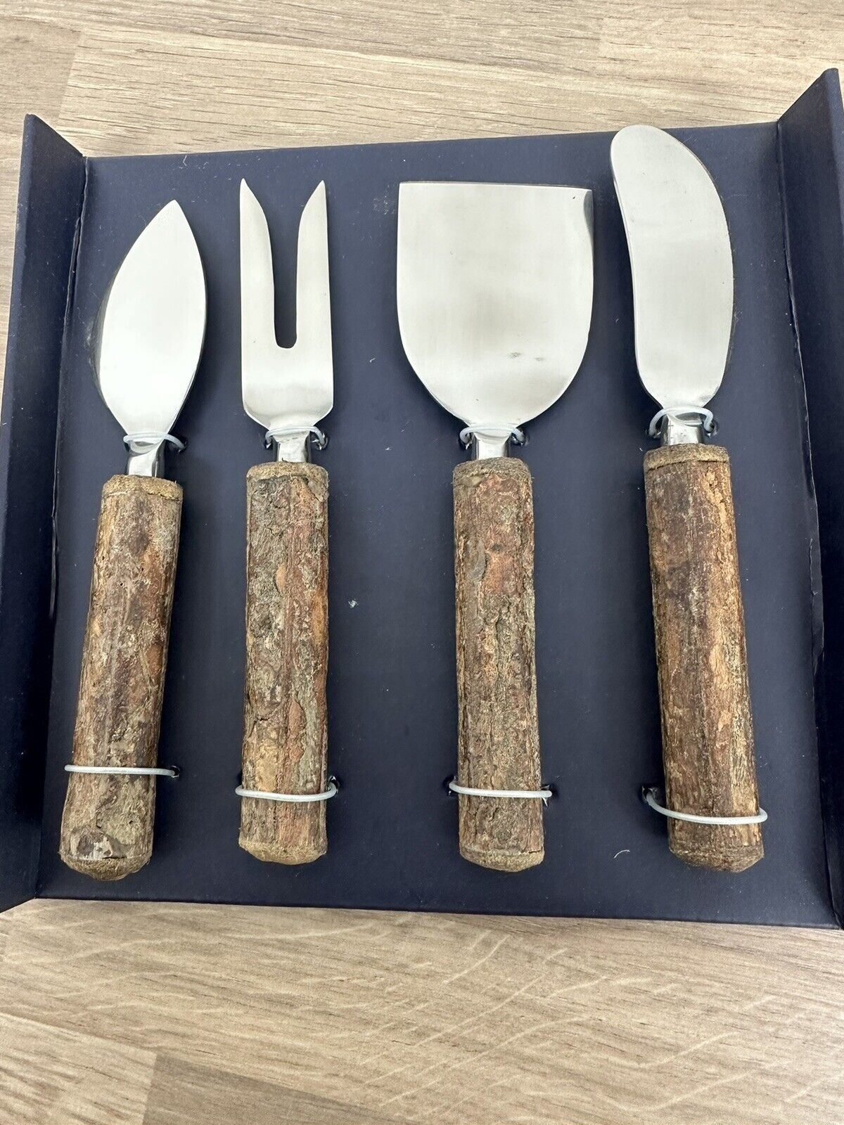 John Lewis Kitchen Cooking Hammered Wooden Cheese Slice Knives Set of 4 Utensil