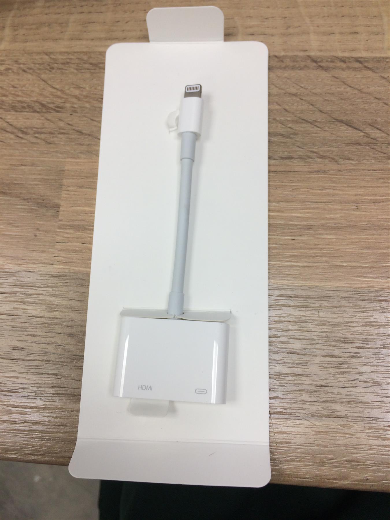 Apple Lightning Digital AV Adapter  v